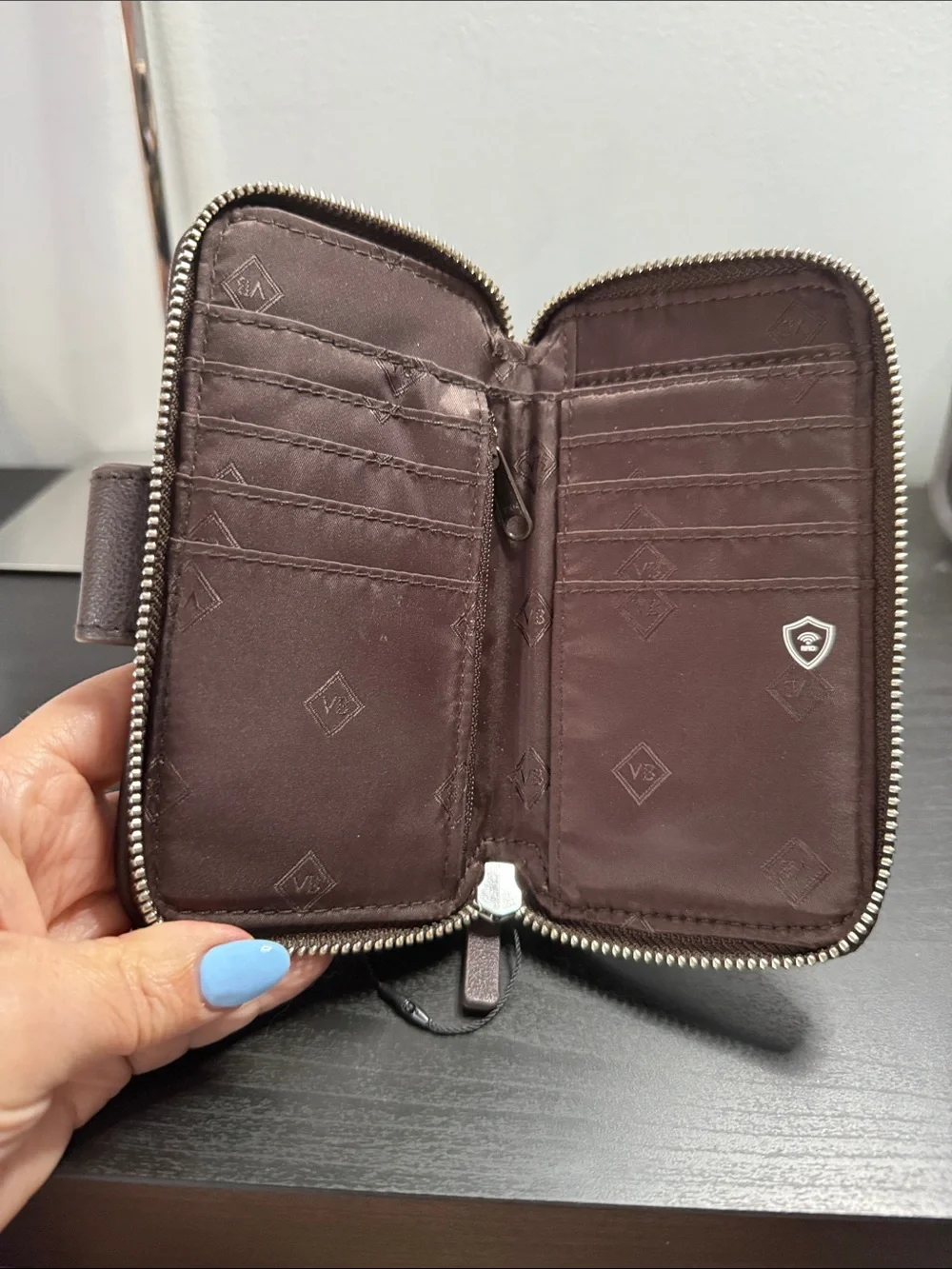 Vera Bradley RFID Georgia Wristlet Wallet Like New